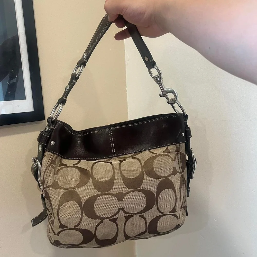 y2k 2000s signature c monogram Coach zoe hobo slouchy shoulder bag / handbag